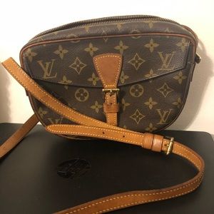 RESERVED Authentic LV Jeune Fille PM crossbody